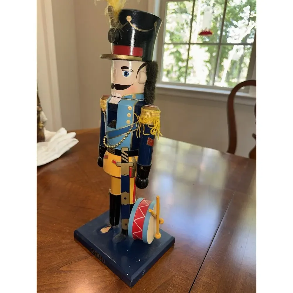 Wood Hand Painted Nutcracker Soldier Figure w/ Drum Christmas Decor 2000 Flawed